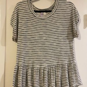 Alya Black & White Super Soft Peplum Top Woman’s Large
